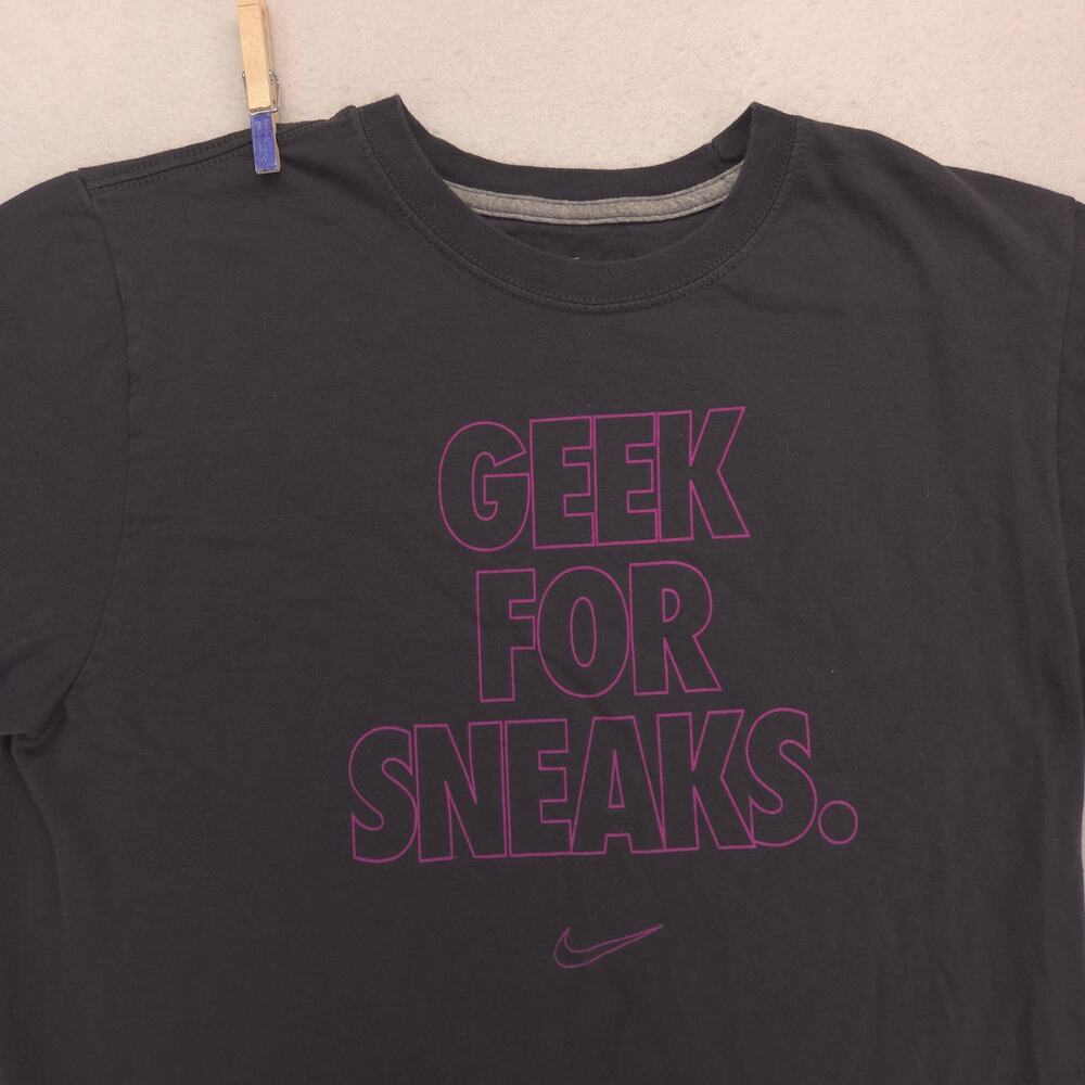 Nike Geek For Sneaks Crew Neck Short Sleeve T Shirt Mens Size Small S Black
